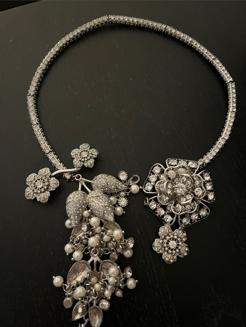Vintage choker